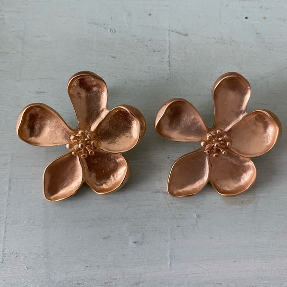 apple blossom earrings NWOT - Picture 6 of 7